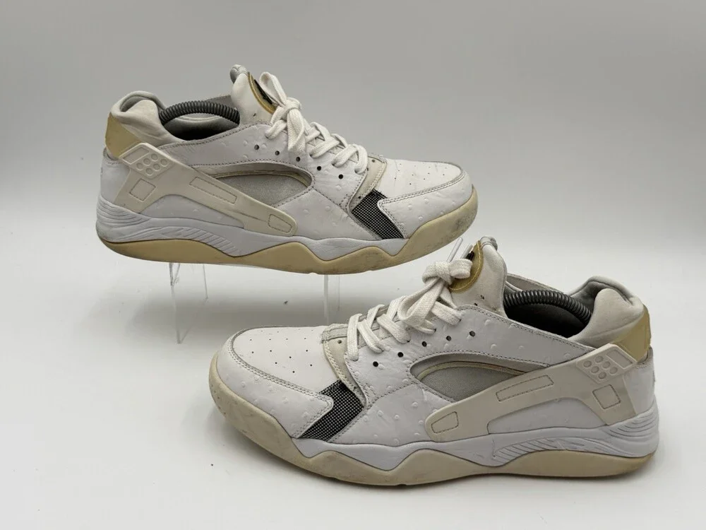 Nike Air Flight Huarache Low Men’s Size 10 White Leather Ostrich  819847-100